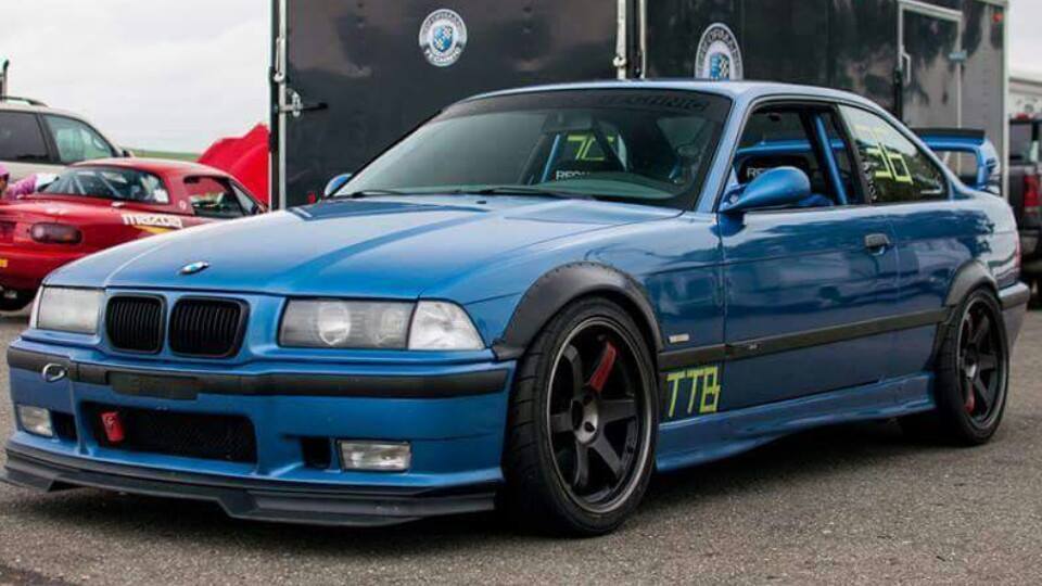BMW E36 Fender Flares Radlaufverbreiterungen GFK DiamondRacing