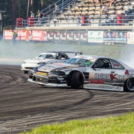 Nissan Skyline r33 Spec R1 Scheinwerfer Cover
